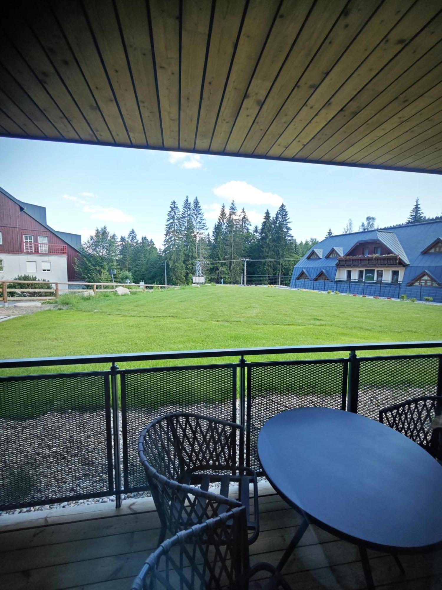 Apartmany Jarmilka S Privatnim Wellness Bedřichov Exteriör bild